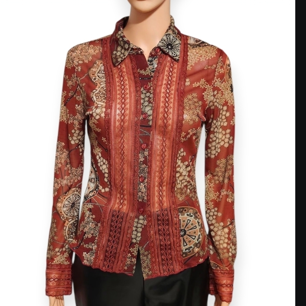 Honey Punch Red Long Sleeve Button Down Shirt Size M.
